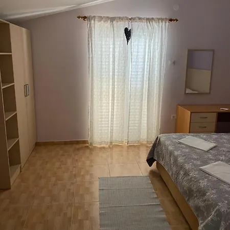 Vukovic Макарска